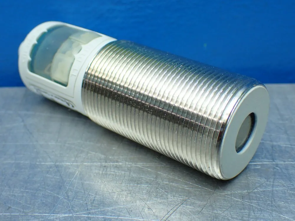 Hydac Electronic Level Switch - Hns 526-3-0480-000-f