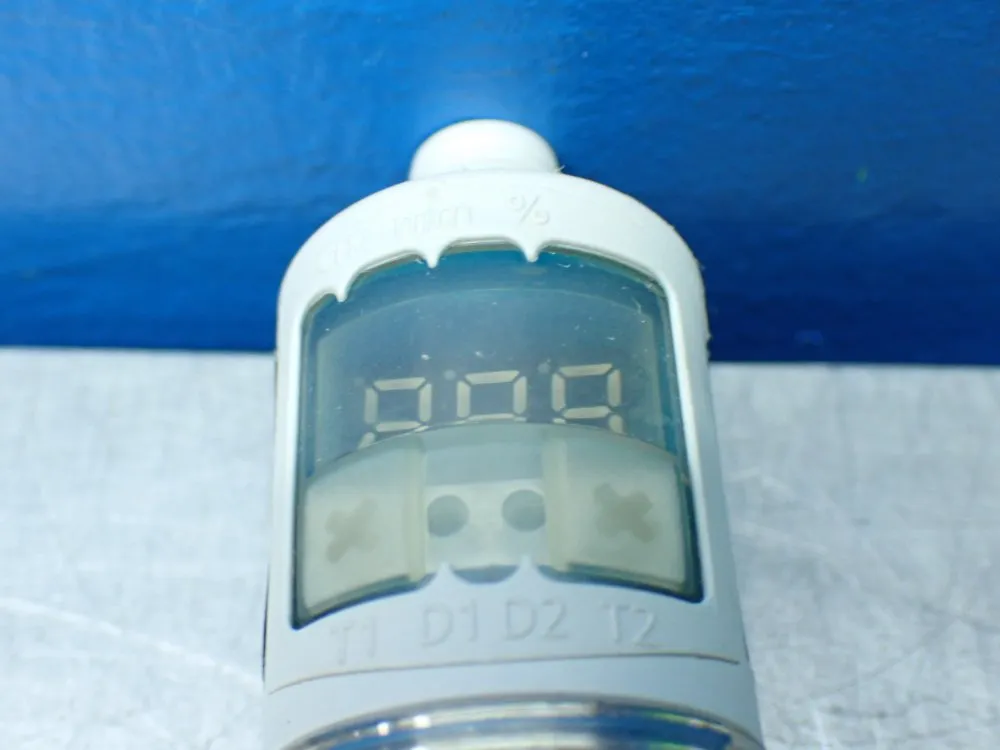 Hydac Electronic Level Switch - Hns 526-3-0480-000-f