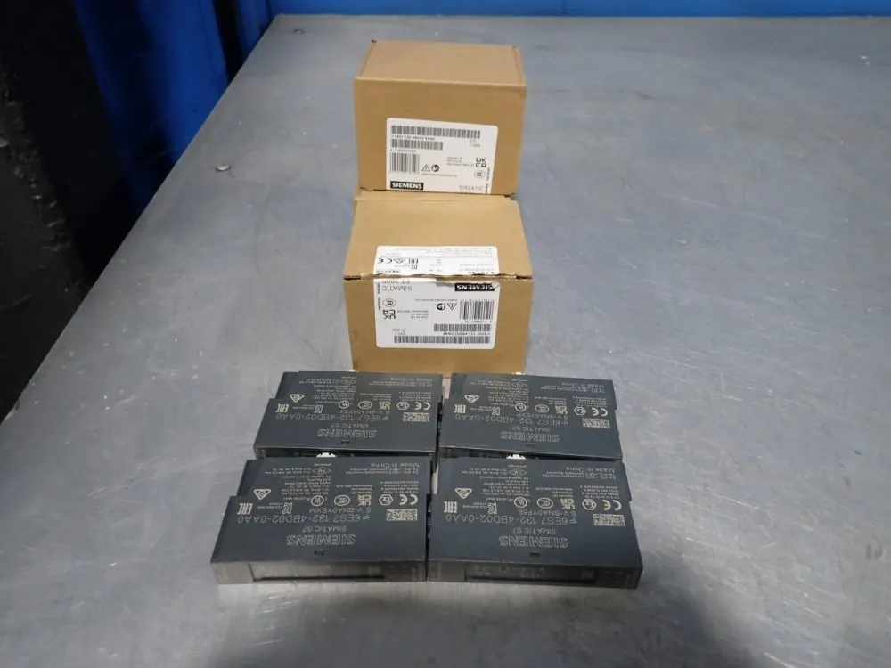 Siemens Lot Of 4 Digital Input Module - 6es7132-4bd02-0aa0