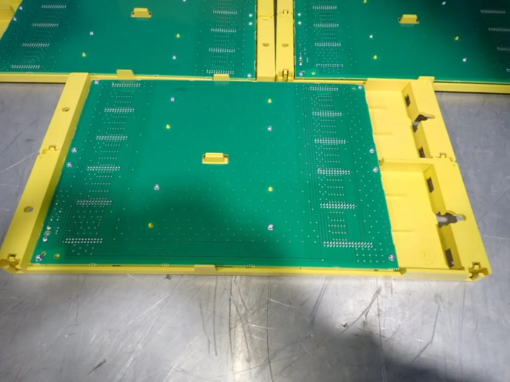 Fanuc Corporation Lot Of 5 Plc Racks - A03b-0819-c004