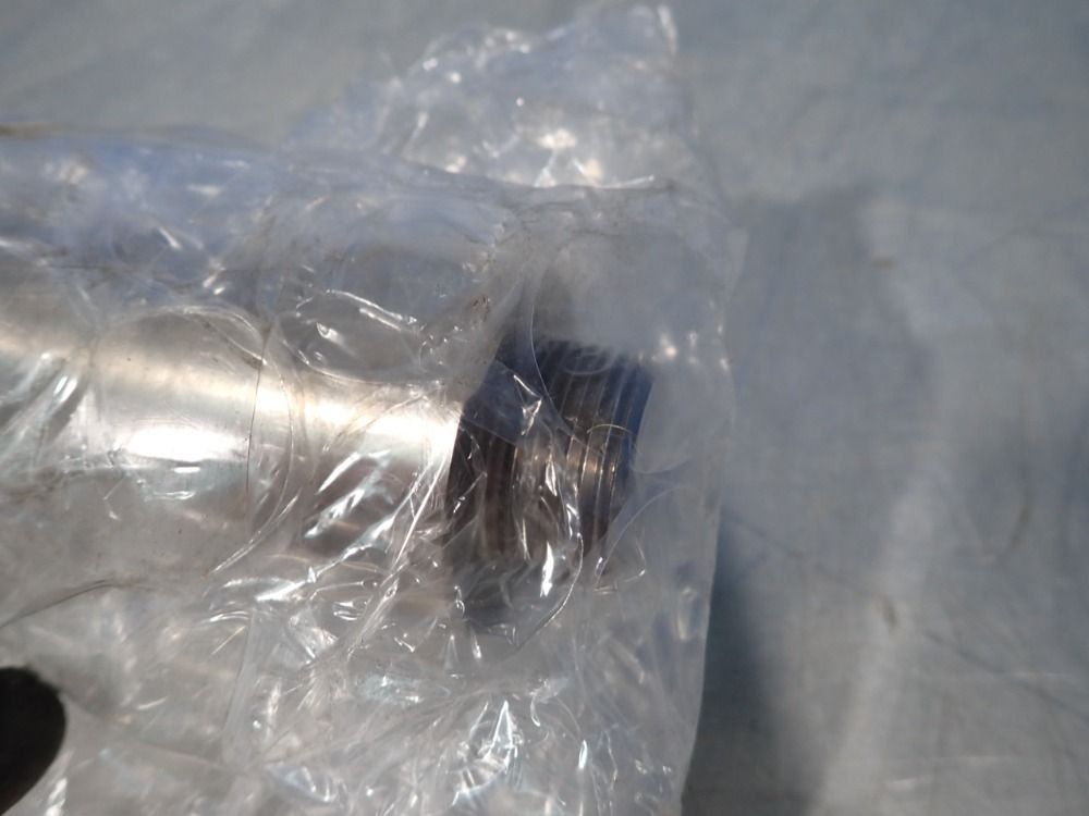 Smc Magnetically Coupled Rodless Cylinder - Cy3b40-700