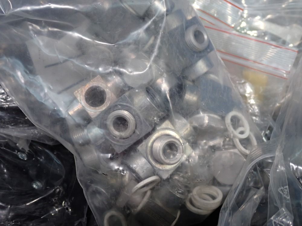 Numatics Manual Lockout Valve, Ball Valve, Switch Brackets