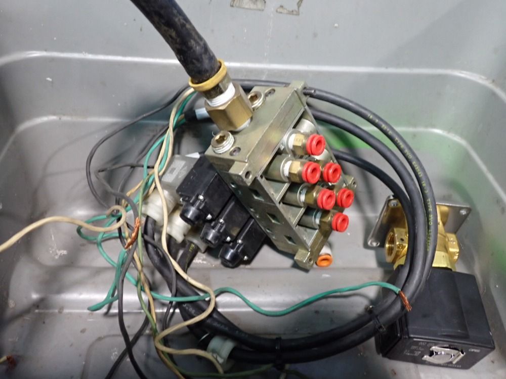 Numatics Pneumatic Valve Assembly