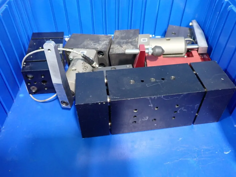 Robohand Parallel Gripper, Pallet Stopper