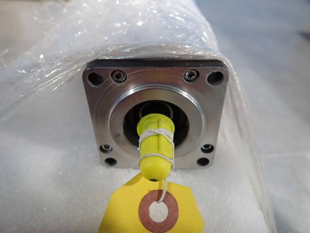 Allen Bradley Low Inertia Servo Motor - Vpl-b0632t-wj14aa