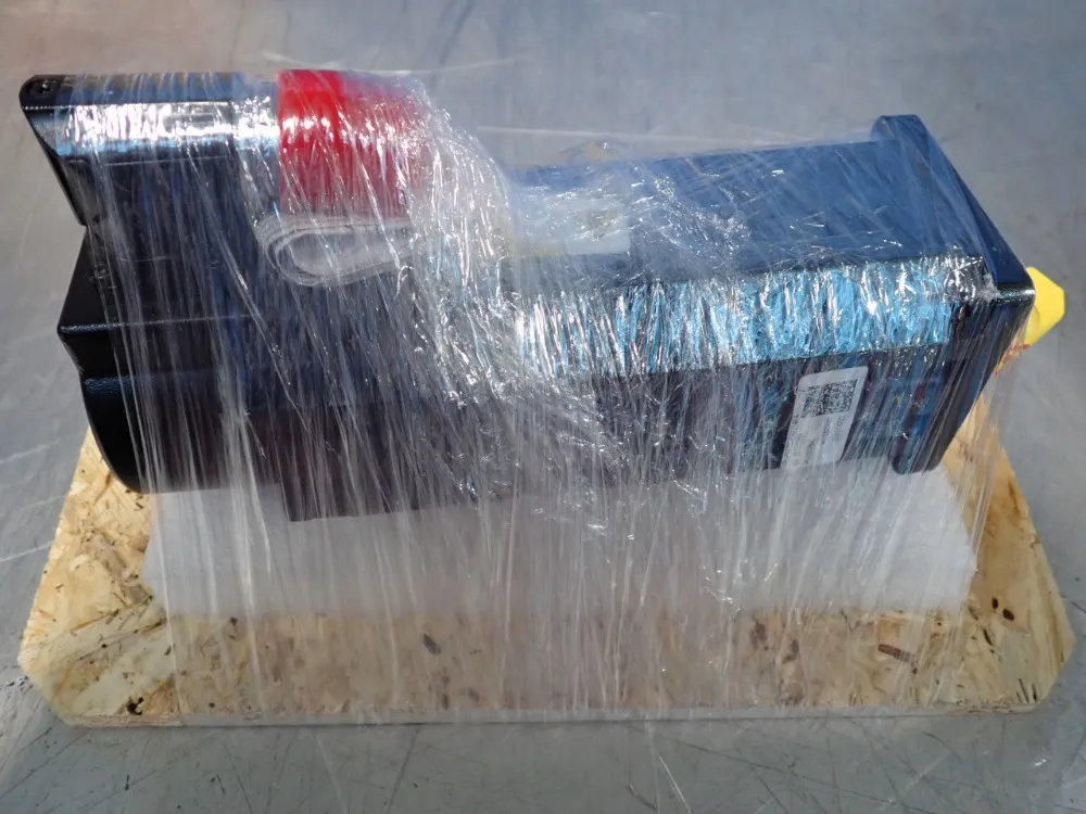 Allen Bradley Low Inertia Servo Motor - Vpl-b0753m-wj14aa