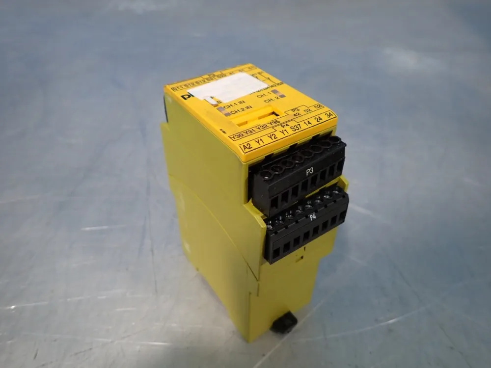Pilz Safety Relay - Pnoz-x8p-24vdc-3n/o-2n/c-2so