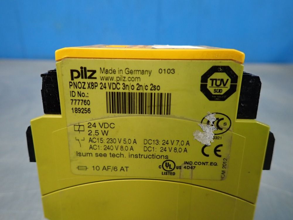 Pilz Safety Relay - Pnoz-x8p-24vdc-3n/o-2n/c-2so