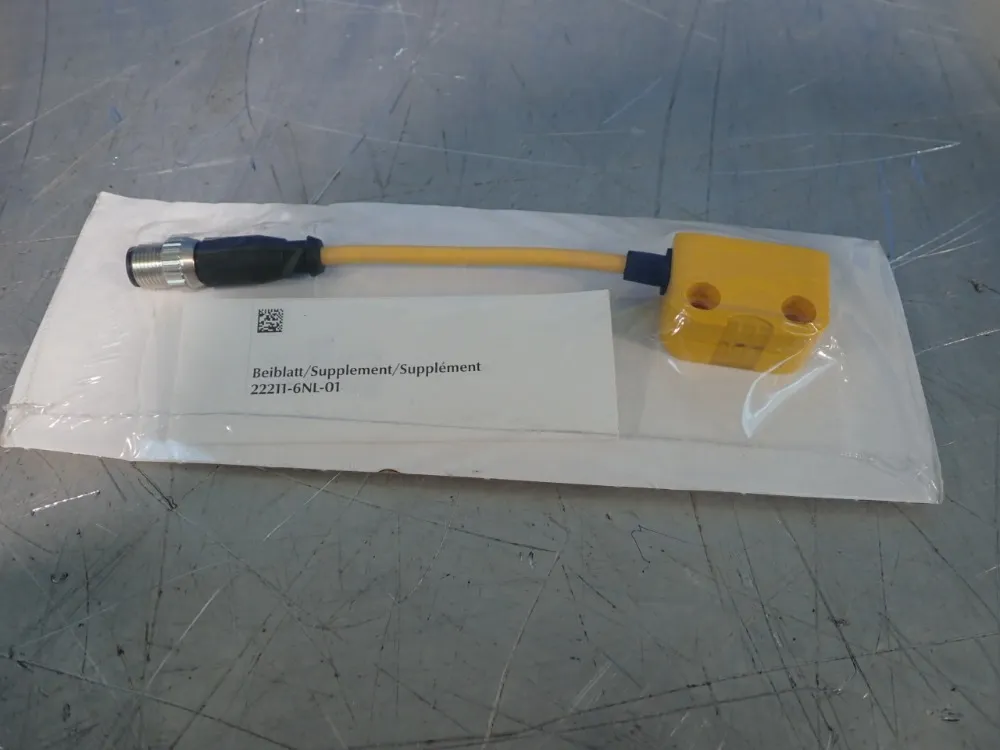 Pilz Magnetic Safety Switch - 506312