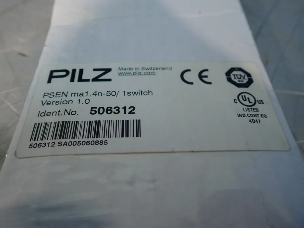 Pilz Magnetic Safety Switch - 506312