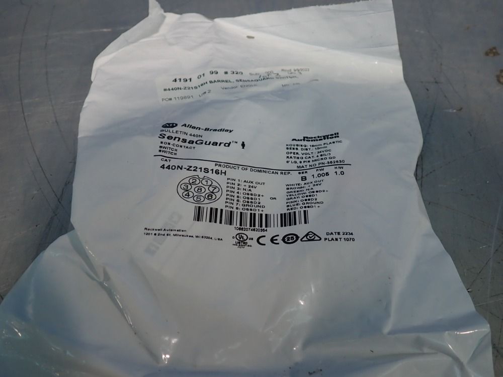 Allen Bradley Lot Of 6 Non Contact Switch - 440n-z21s16h