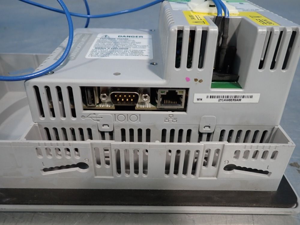 Allen Bradley Operator Interface - 2711p-b6c20d