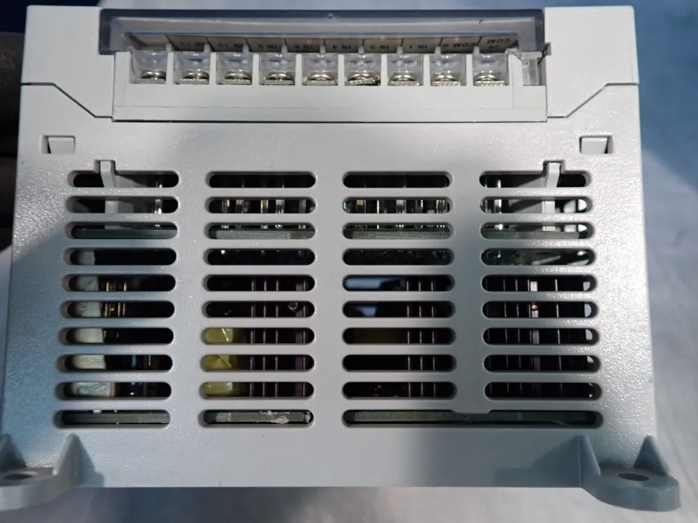 Allen Bradley Control Module - 1762-l24bwa