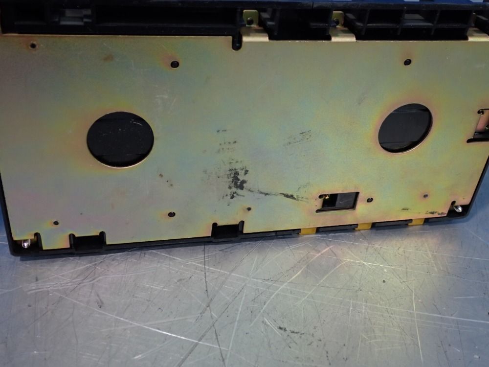 Omron Sysmac 200 Rack - C200h-bc031-v1