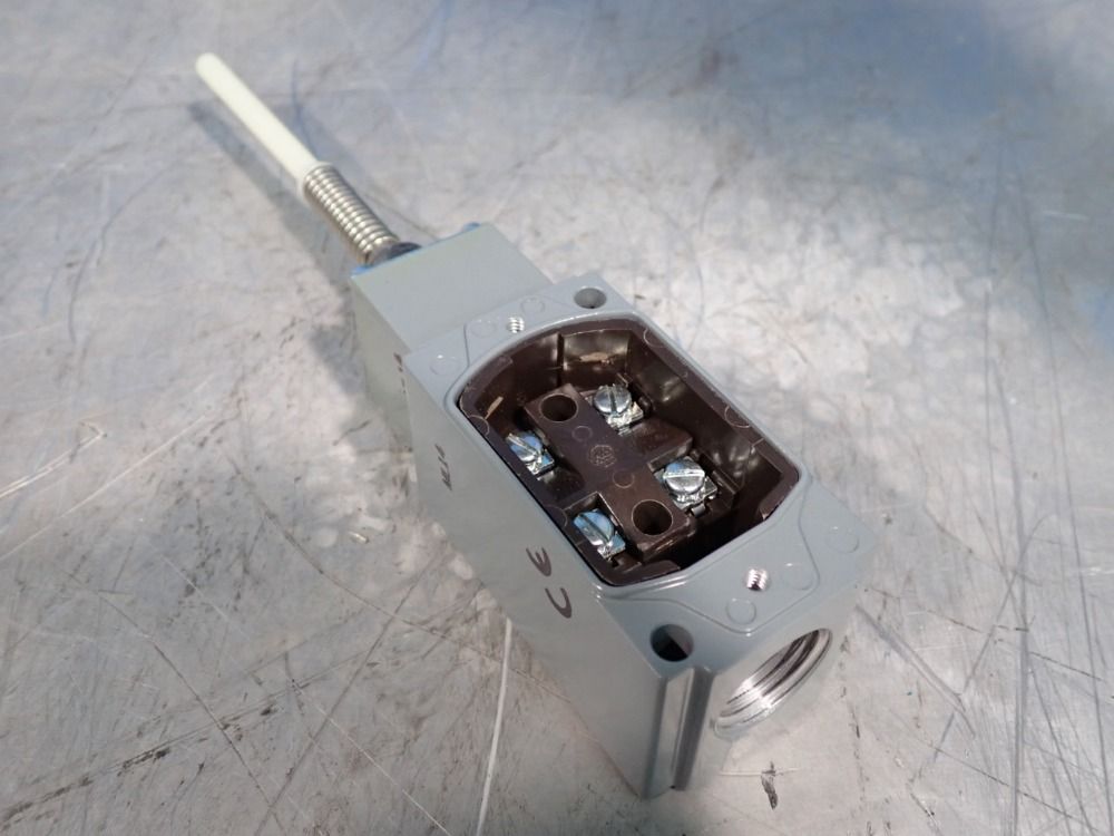 Allen Bradley Limit Switch - 802t-ws