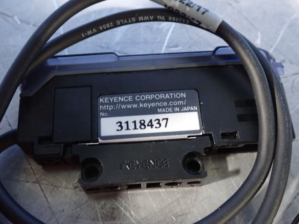 Keyence Photoelectronc Sensor - Fs-v21rp