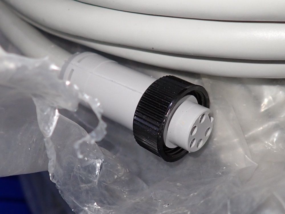 Balluff Lot Of 4 Cables - Bdn-t01-ac-eaa-01-200m