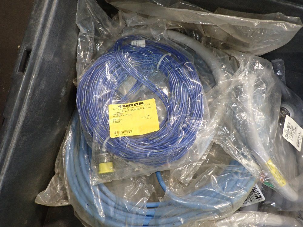 Lot Of 6 Cables