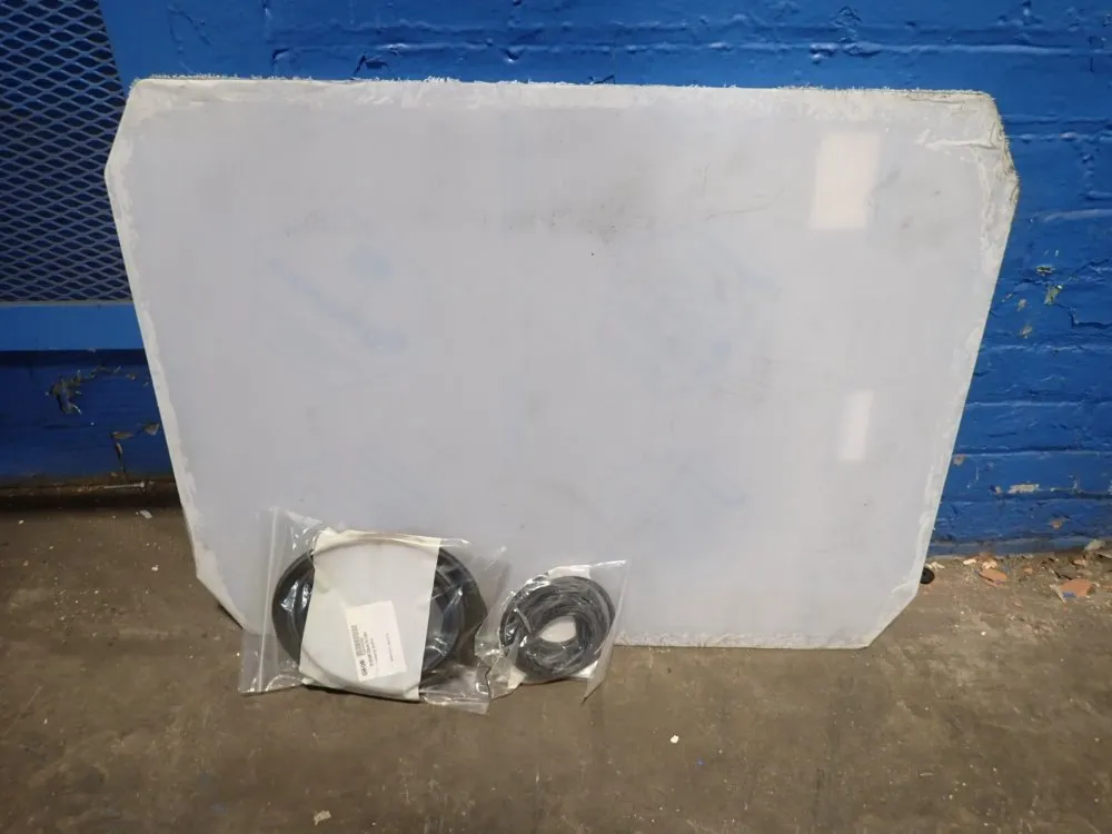 Grob 31"x23" Window W/ Seals - Gbvf2-21-790-590-4-000-01-1