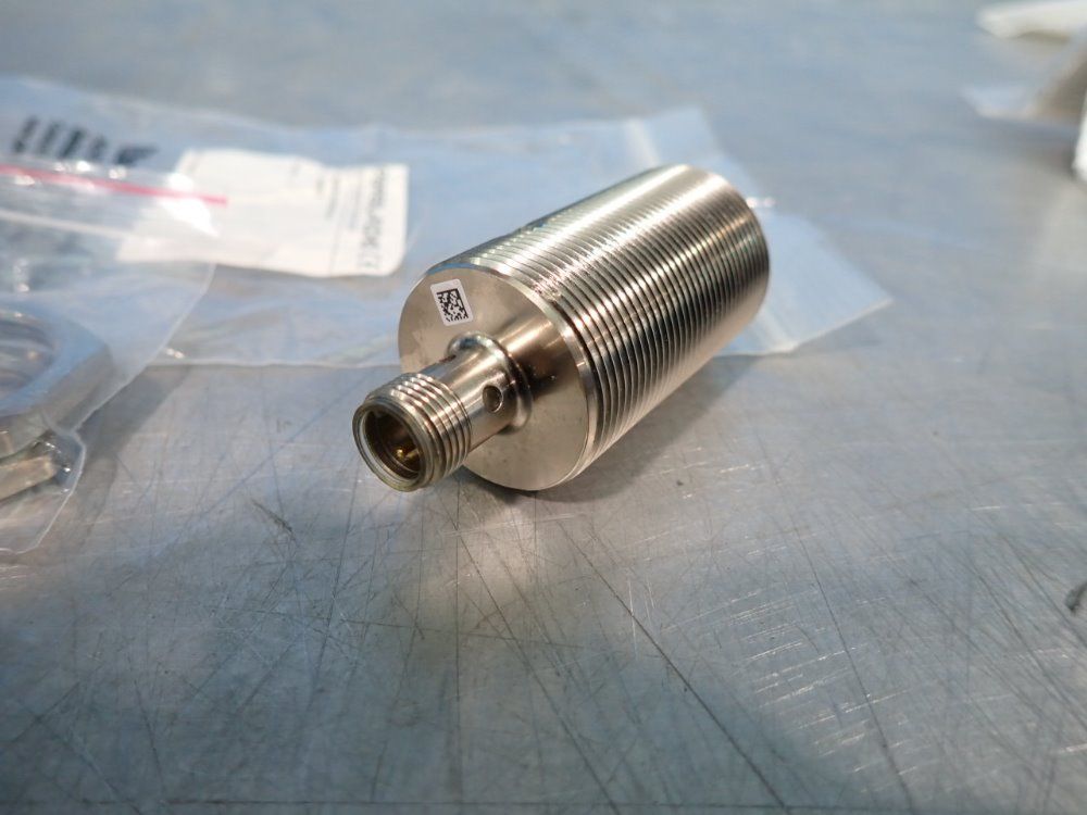 Pepperl + Fuchs Inductive Sensor - Nbb15-30gm50-e2-v1