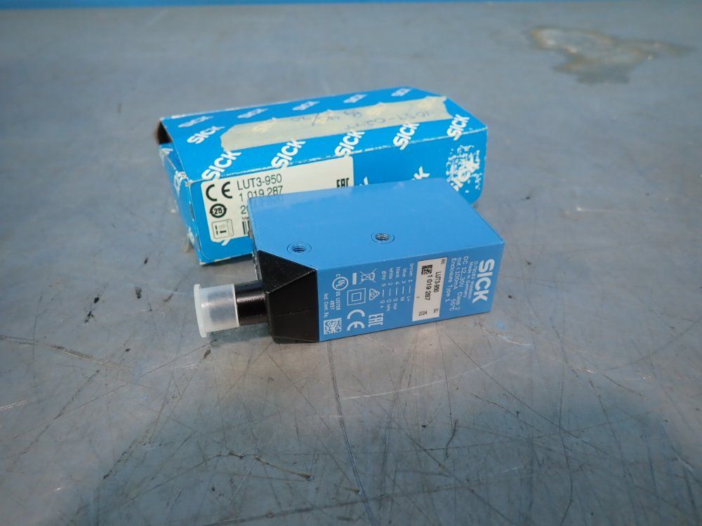 Sick Luminescence Sensor - Lut3-950