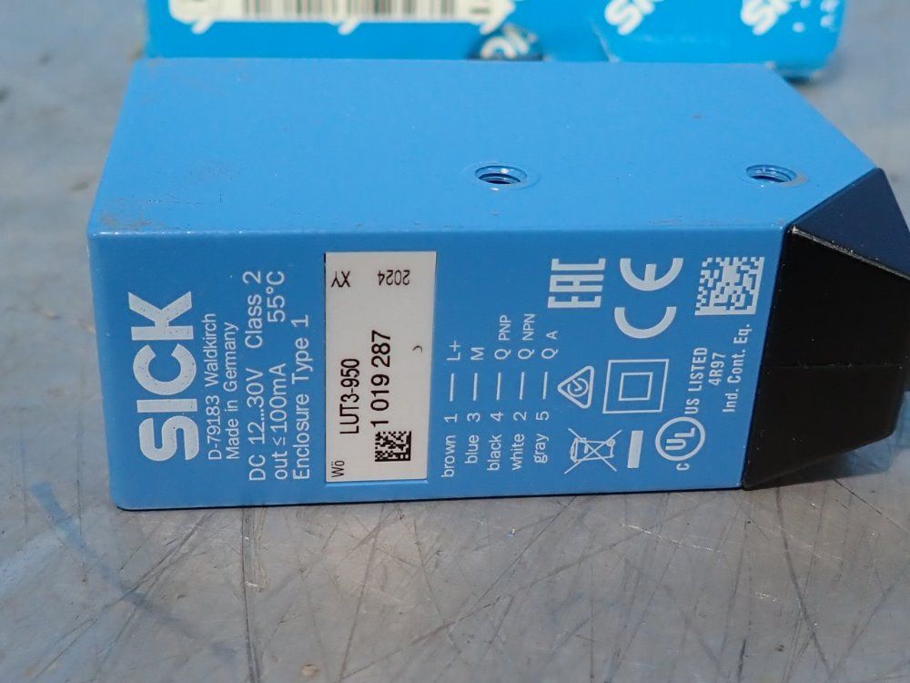 Sick Luminescence Sensor - Lut3-950