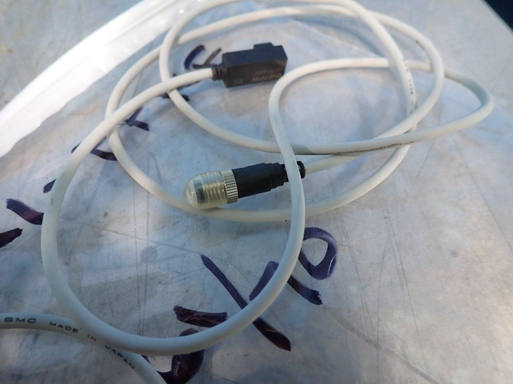 Smc Lot Of 2 Cylinder Switches - D-f7pw