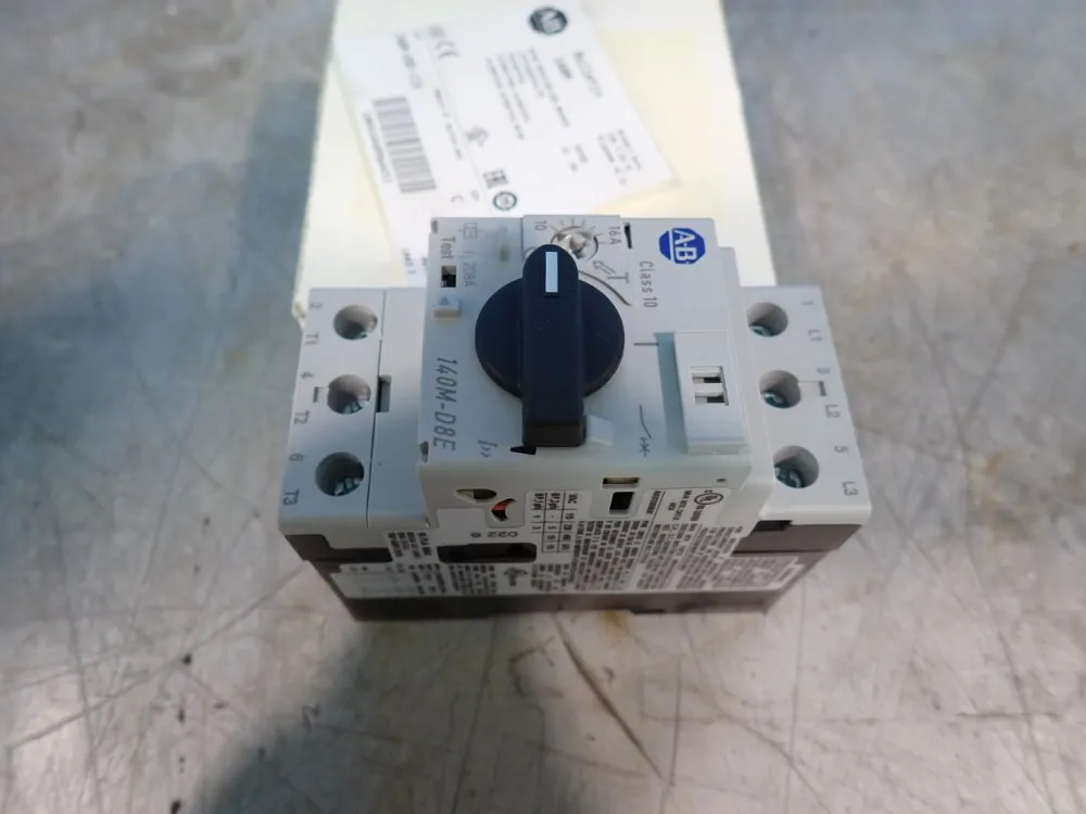 Allen Bradley Circuit Breaker - 140m-d8e-c16