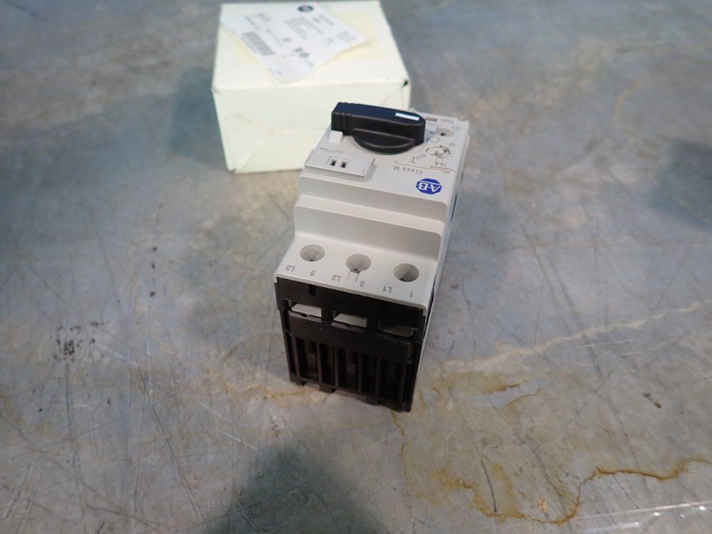 Allen Bradley Circuit Breaker - 140m-d8e-c16