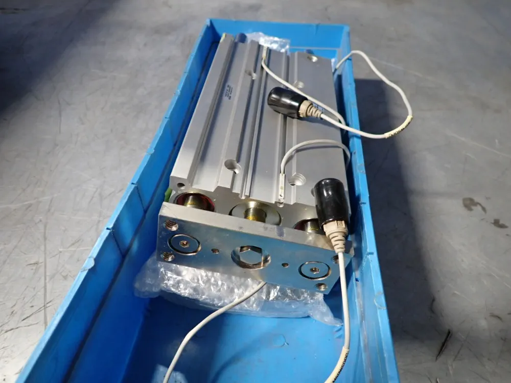 Smc Guide Cylinder - Mgpl32tf-175z-m9pw8dpc, Mgpl32tf-175-m