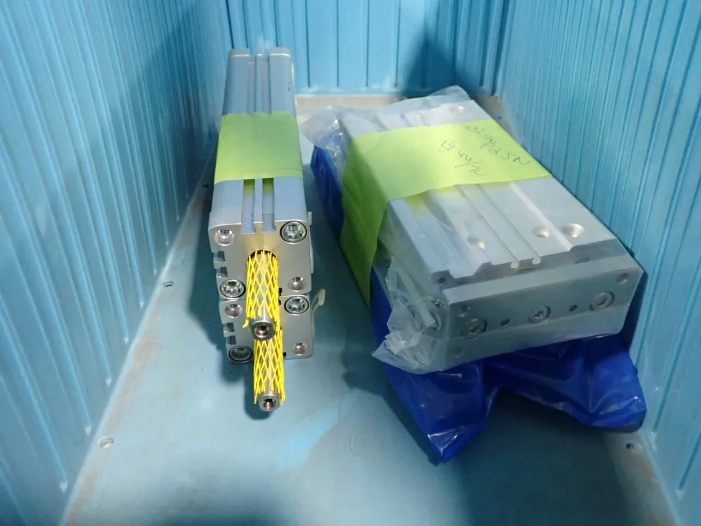 Festo, Smc Compact Cylinder, Compact Guide - Adn-32-190-i-p, Mgpl25tn-125z