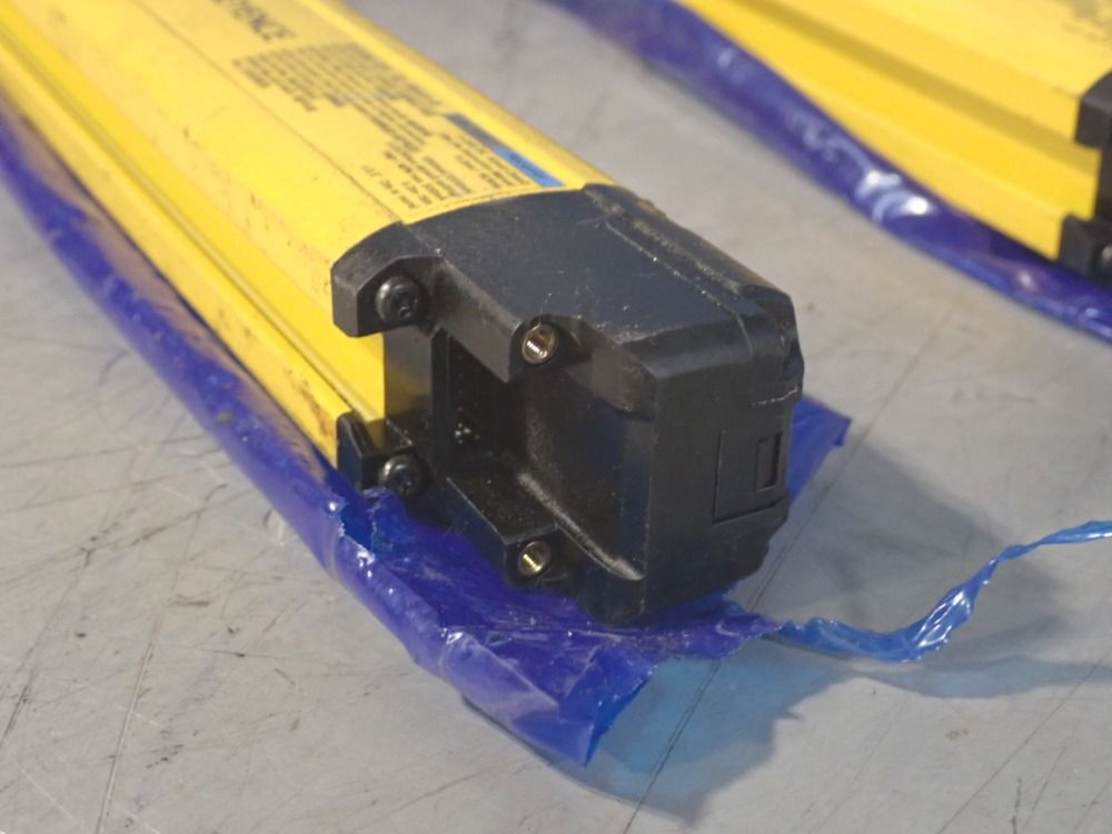 Keyence Transmitter / Reciever - Gl-r64h-t / Gl-r64-r