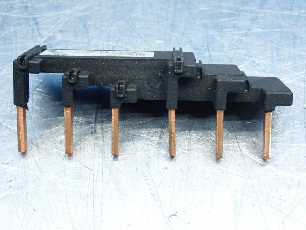 Allen Bradley Compact Busbar - 140m-f-w542