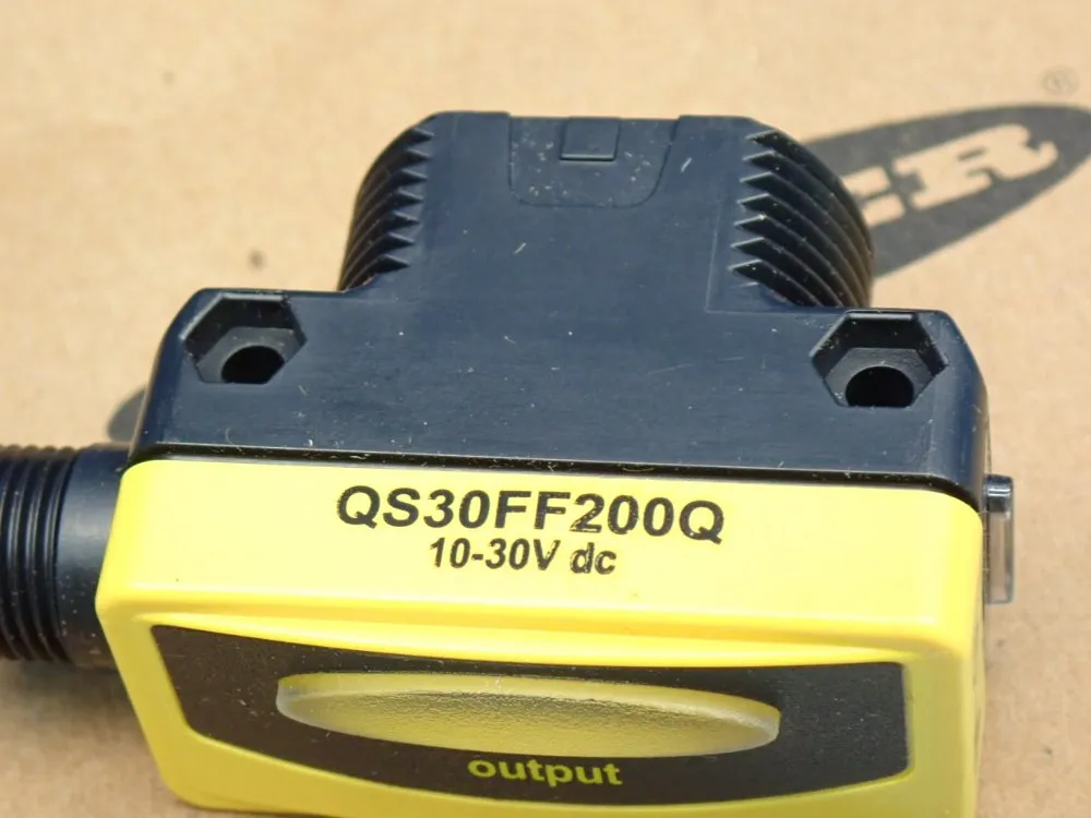 Banner Qs30-series Photoelectric Sensor - Qs30ff200q