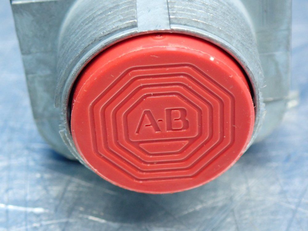 Allen Bradley Flush-head Push Button - 800t-a6a