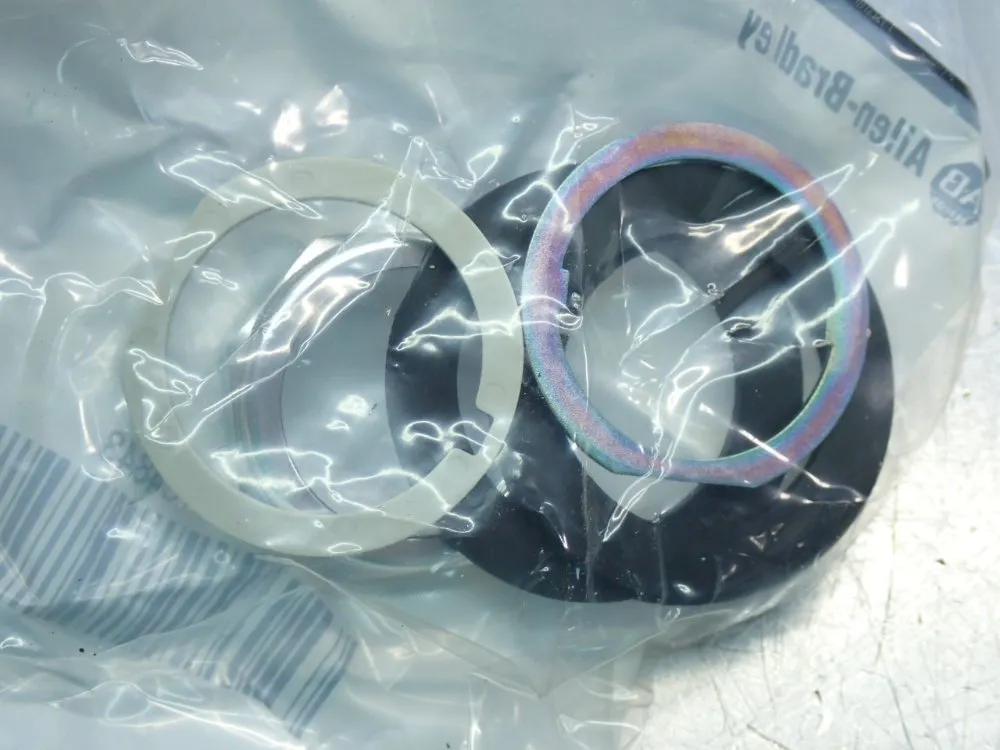 Allen Bradley Flush-head Push Button - 800t-a6a