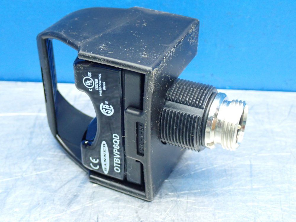 Banner Otb-series Optical Safety Sensor Momentary Touch Button - Otbvp6qd