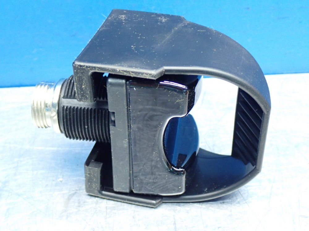 Banner Otb-series Optical Safety Sensor Momentary Touch Button - Otbvp6qd