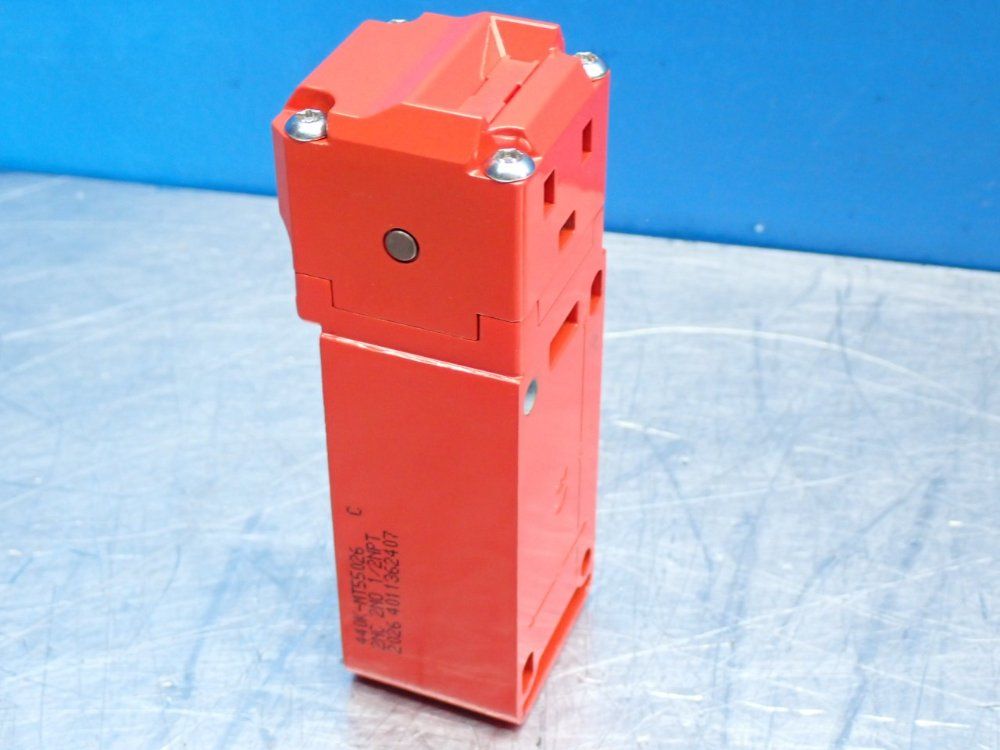 Allen Bradley Guardmaster Tongue Interlock Switch - 440k-mt55026