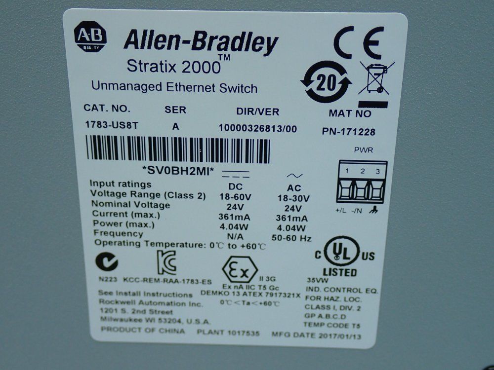 Allen Bradley Stratix 2000 Ethernet Unmanaged Switch - 1783-us8t