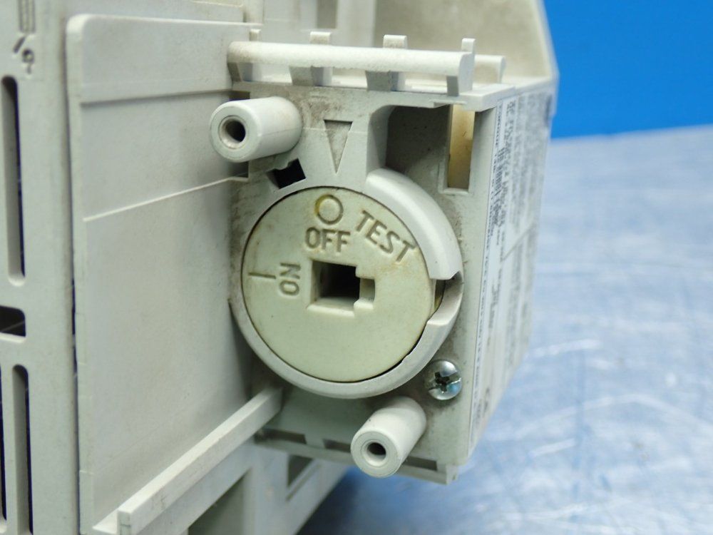 Allen Bradley Fused Disconnect Switch - 194r-j30-1753