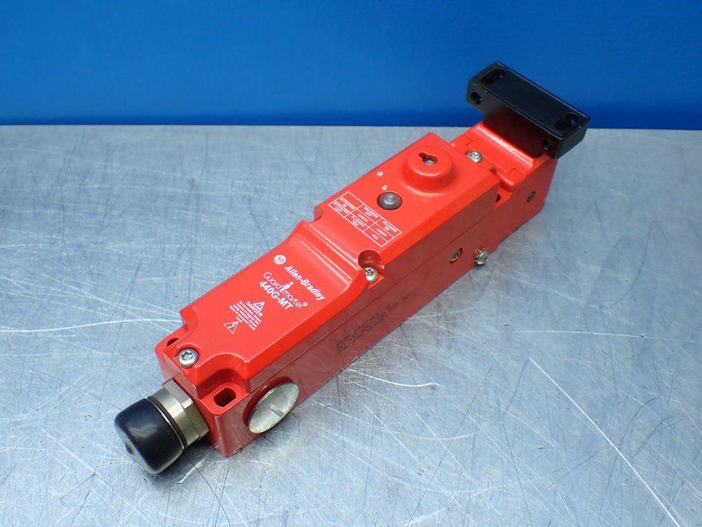 Allen-bradley Guardmaster Guardlock Safety Switch - 440g-mt47163