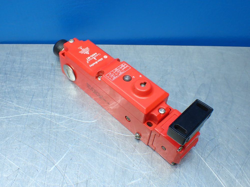 Allen-bradley Guardmaster Guardlock Safety Switch - 440g-mt47163