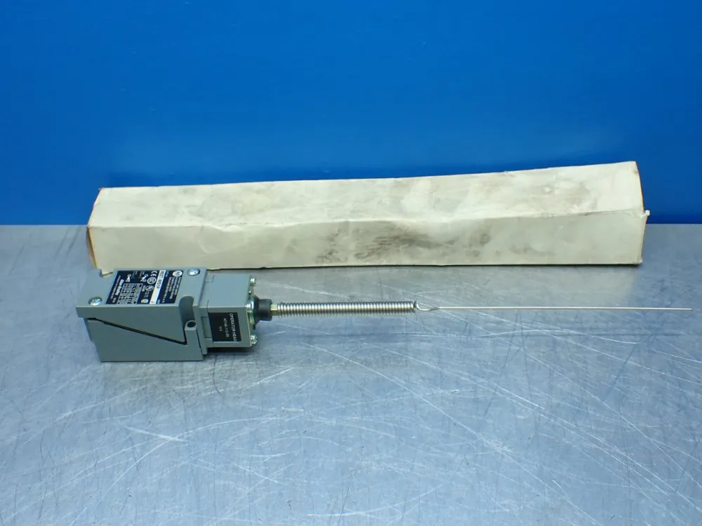Allen-bradley Oiltight Limit Switch. Wobble Stick - 802t-ws1p
