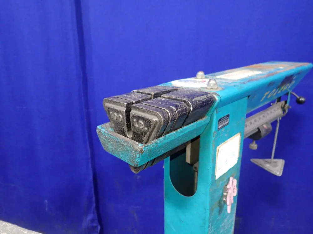 Scale 1000 Lbs - 418l 0001