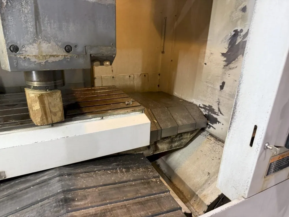 Mori Seiki 43.3" X 23.6" Table Cnc Vmc - Nv5000