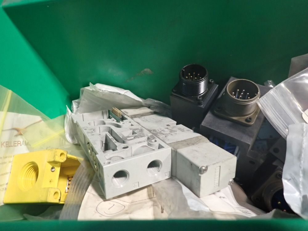 Sloan, Keller Coiled Cord, Override Switch, Connection Cables