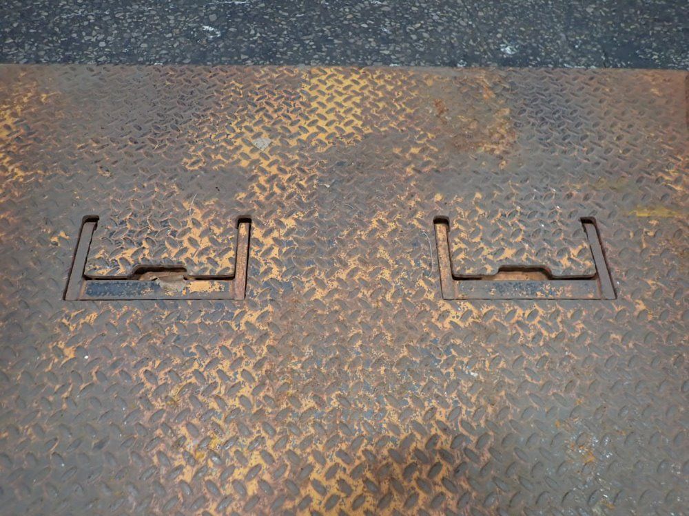 58" X 61" Dock Plate