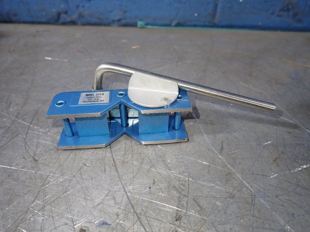 Cullen Mfg Co Magna Holder - 200-b