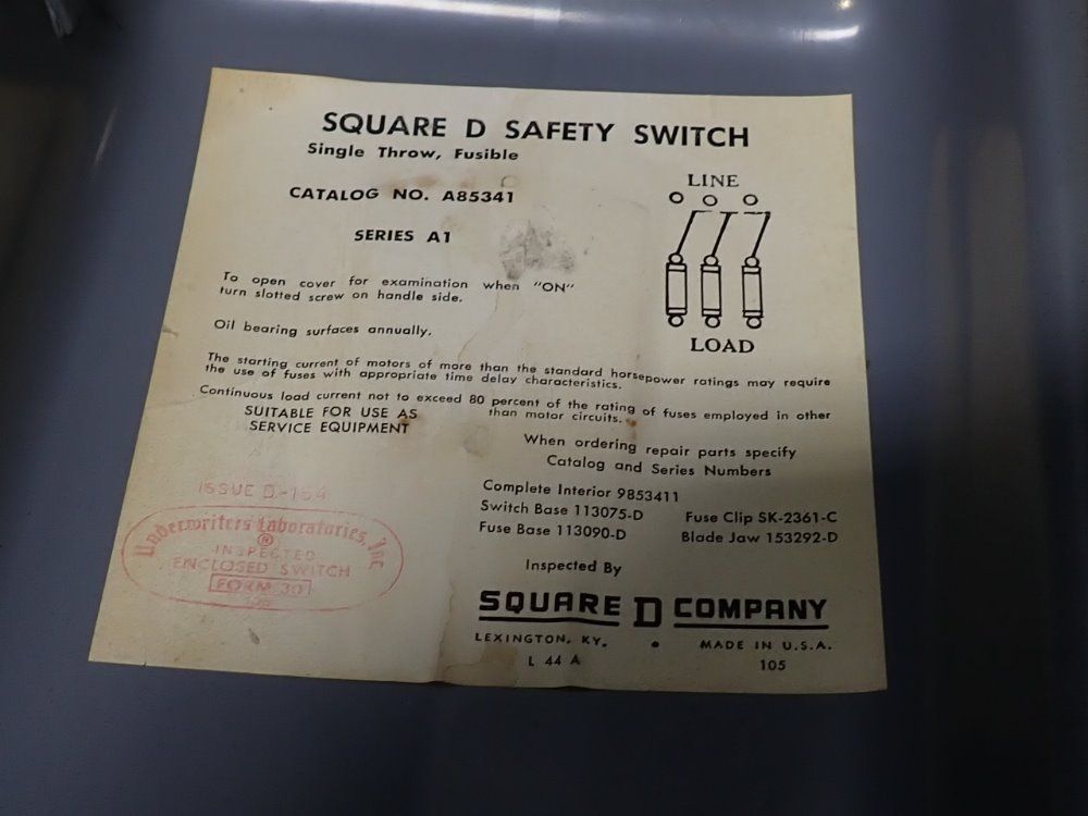 Square D 30 Amp Fusible Disconnect - A85341